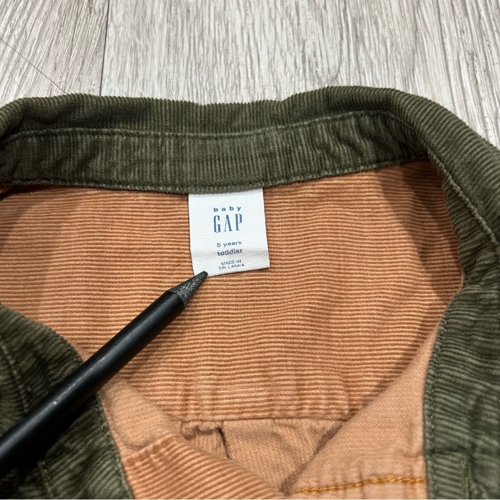 Gap Toddler Colorblock Corduroy Holiday Brown Shirt Size 5T - Picture 2 of 5